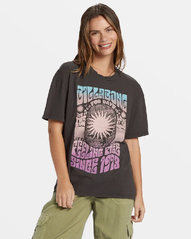 Women's Plus-Size Apparel Billabong You Are Invited T-Shirt - OFF BLACK