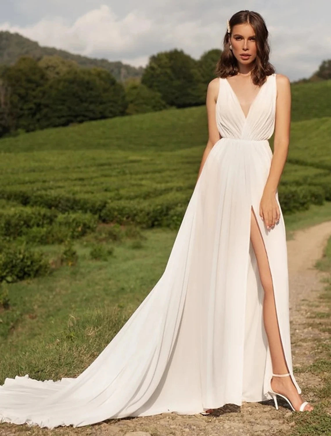 Elegant Women's Attire Reception Sexy Casual Wedding Dresses A-Line V Neck Sleeveless Court Train Chiffon Bridal Gowns With Split Front Solid Color Summer Wedding Party