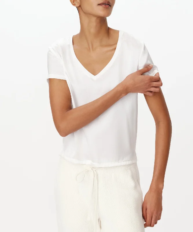 Affordable Women's Outfit Stretch Charmeuse V-Neck Tee - White