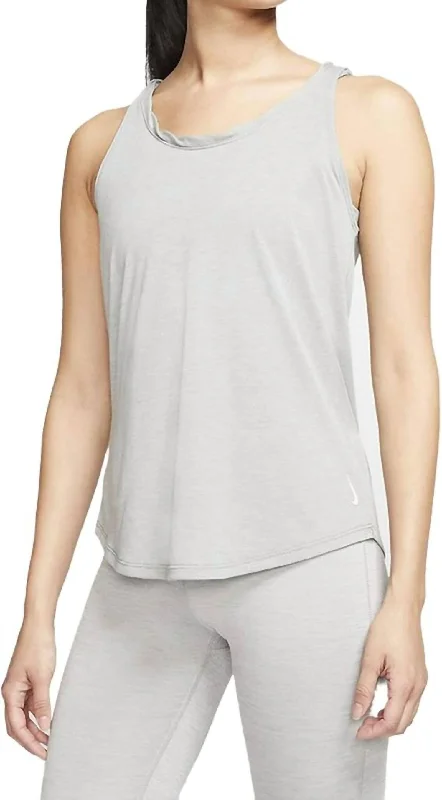 Women's Stylish Outdoor Outfit Women's Yoga Twist Tank In Grainy Gray/hemp