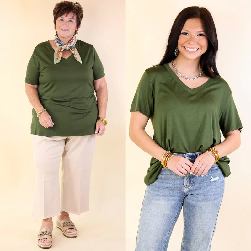 Stylish Women's Garments For Holidays It's That Simple Solid V Neck Tee in Fern Green Stylish Women's Garments For Holidays It's That Simple Solid V Neck Tee in Fern Green