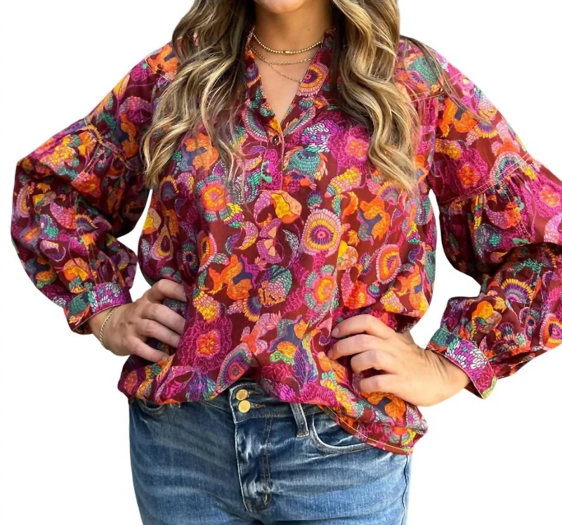 Women's Plus-Size Outfit Floral V-Neck Blouse In Burgundy