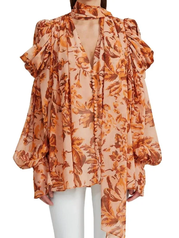 Women's Outdoor Attire Swansea Blouse In Peach Floral