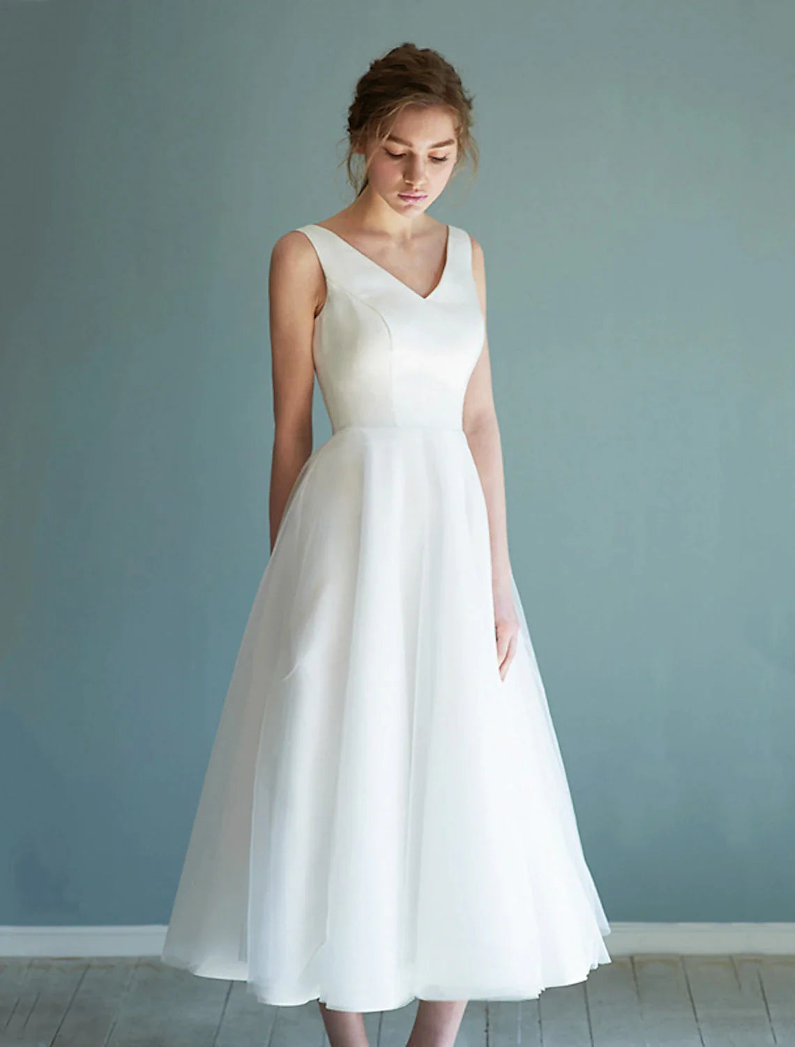 Women's Clothes For Special Occasions Reception Little White Dresses Wedding Dresses A-Line V Neck Sleeveless Tea Length Satin Bridal Gowns With