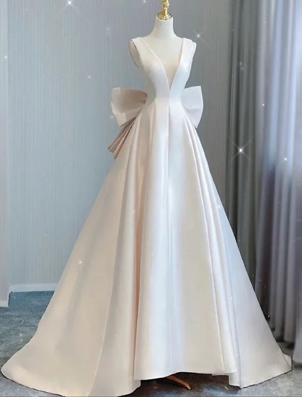 Comfortable Women's Clothing Reception Casual Wedding Dresses A-Line V Neck Sleeveless Court Train Satin Bridal Gowns With Bow(s) Pleats