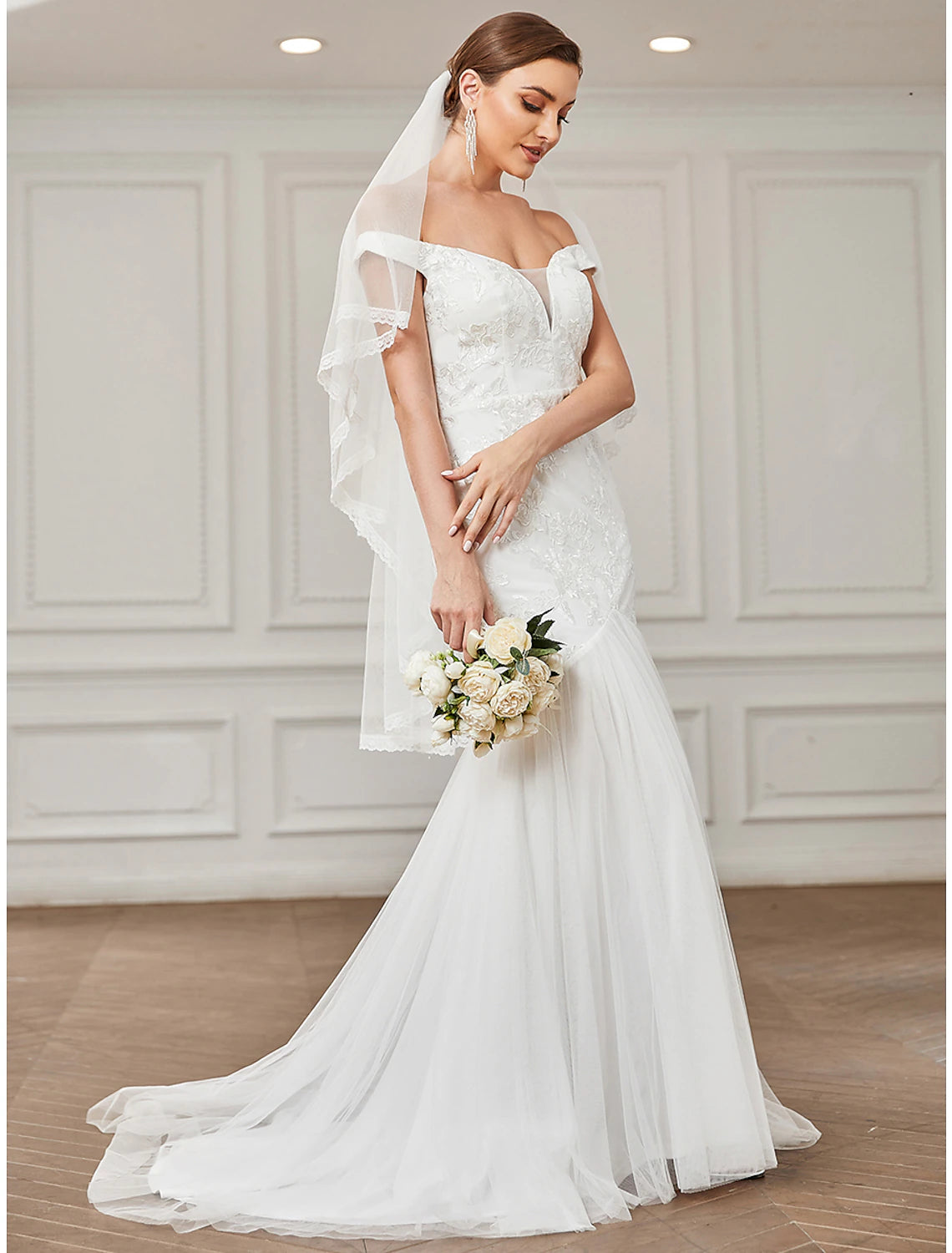 Women's Athletic Apparel Reception Vintage Wedding Dresses A-Line Off Shoulder Cap Sleeve Sweep / Brush Train Lace Bridal Gowns With Lace Appliques Summer Wedding Party