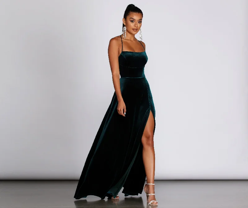 Women's Evening Outfit Alycia Velvet Lace-Up Gown