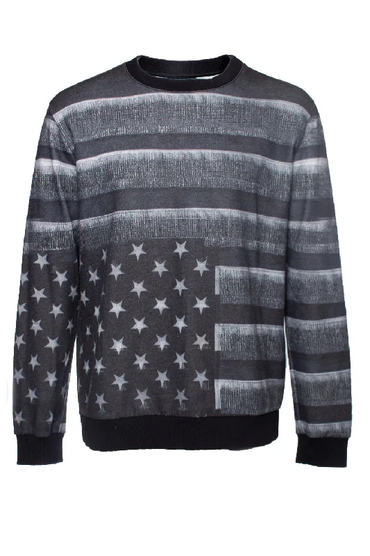 Women's Plus-Size Casual Outfit crewneck sweater with American flag