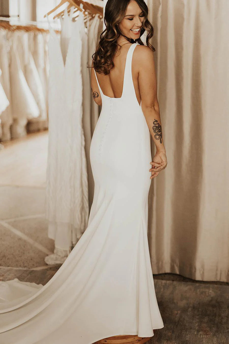 Women's Trendy Clothes Sexy Straps Square Neck Mermaid Satin Open Back Wedding Dresses