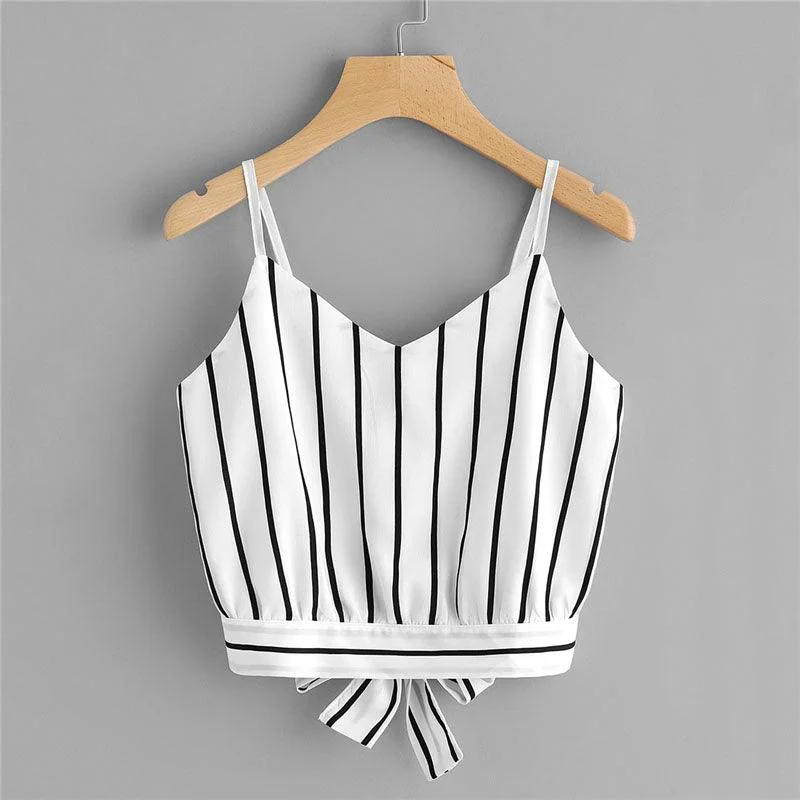 Stylish Outerwear Clothes For Women BLACK & WHITE IS SO RIGHT CROPPED TOP
