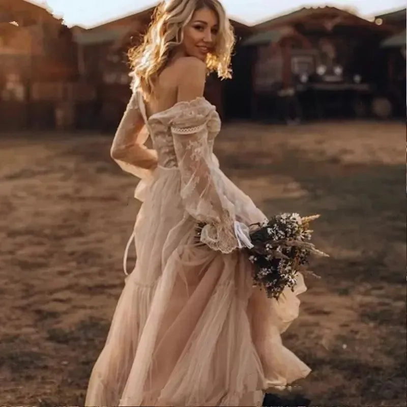 Women's Classic Attire Vintage Country Western Wedding Dresses A Line Lace Flare Sleeves Gypsy Striking Boho Bridal Gowns Hippie Style Robe De Mariée