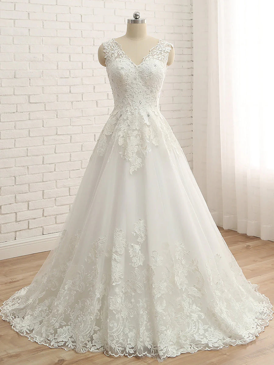 Women's Chic Outfit A-Line/Princess V-Neck Sleeveless Applique Tulle Floor-Length Wedding Dresses