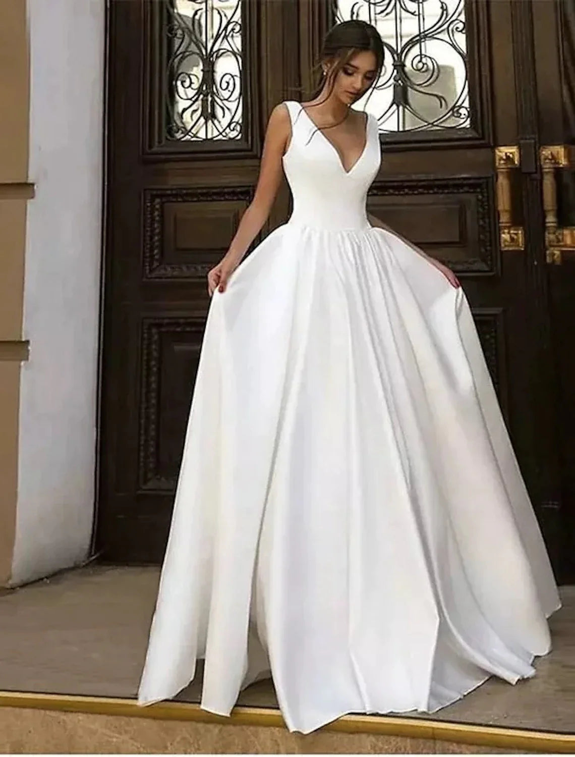 Women's Casual Outfit Reception Casual Formal Wedding Dresses A-Line V Neck Sleeveless Floor Length Satin Bridal Gowns With Pleats