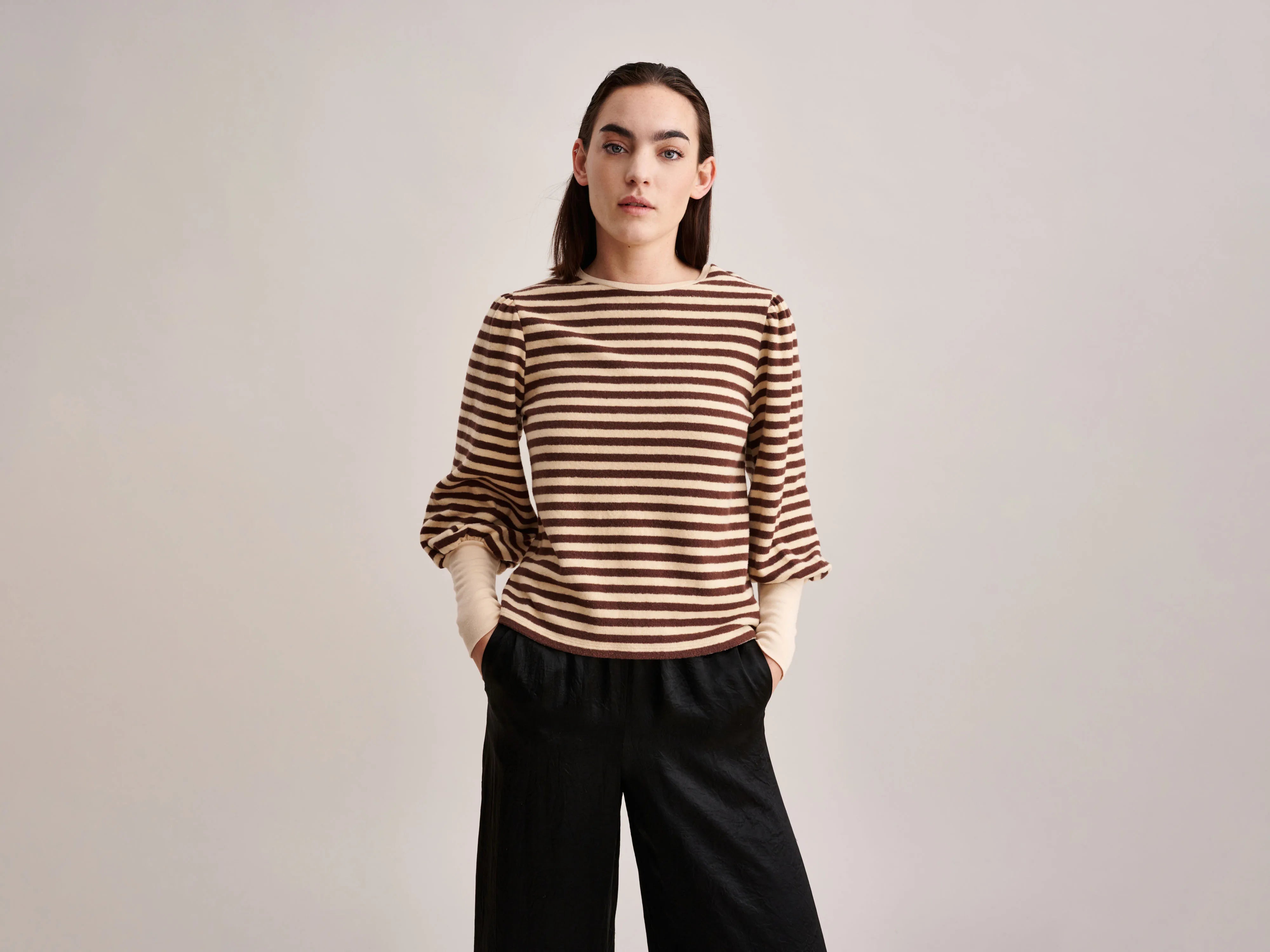 Women's Elegant Evening Outfit Vidoum T-Shirt (232 / W / STRIPE A)