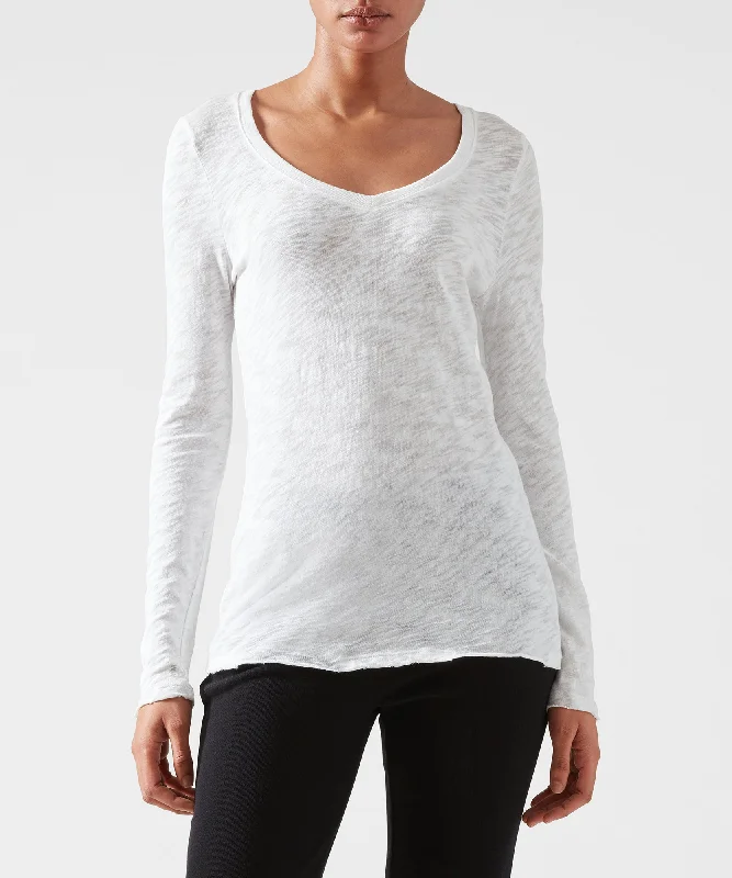 Modern Women's Clothes Slub Jersey Long Sleeve V-Neck Tee - White