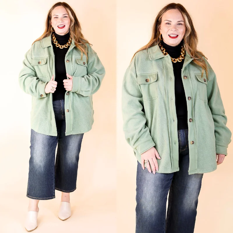 Women's Trendy Garments Hollywood Hike Button Up Fleece Jacket with Pockets in Mint