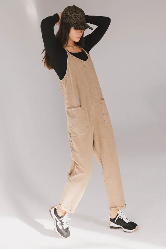 Women's Plus-Size Outfit Bram Overalls in Taupe