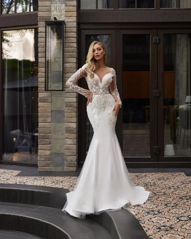 Women's Trendy Activewear Apparel Lace Mermaid Wedding Dresses Long Sleeve V Neck Pleats Elegant Bride Dress Wedding Gowns Backless Vestido De Noiva