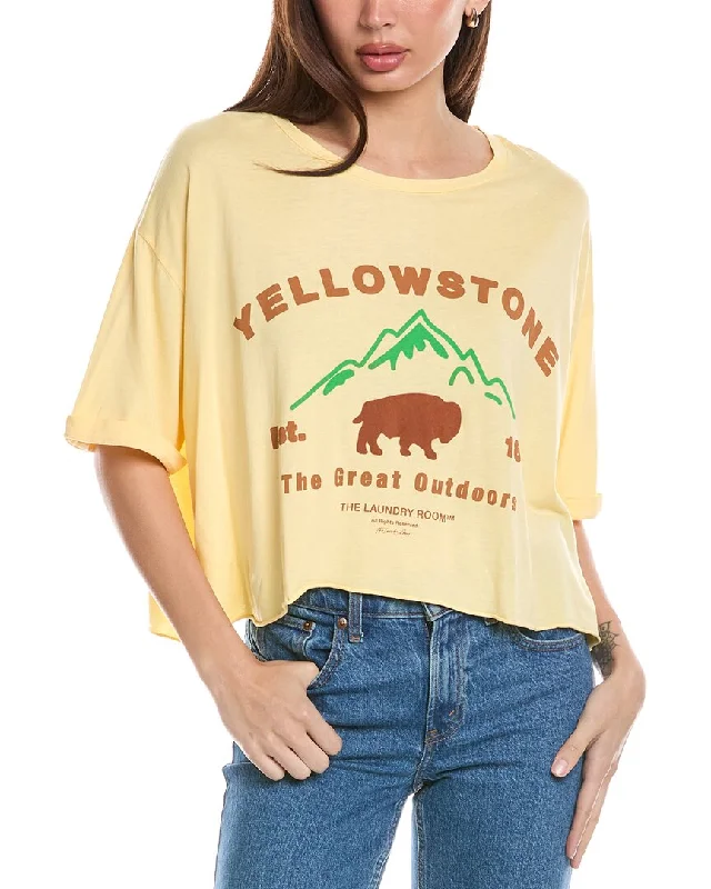 Women's Chic Outerwear Outfit THE LAUNDRY ROOM Bison Crop Oversized T-Shirt