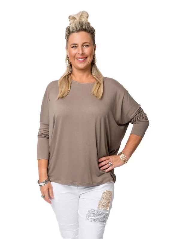 Fashion Forward Asteria Top in Mocha