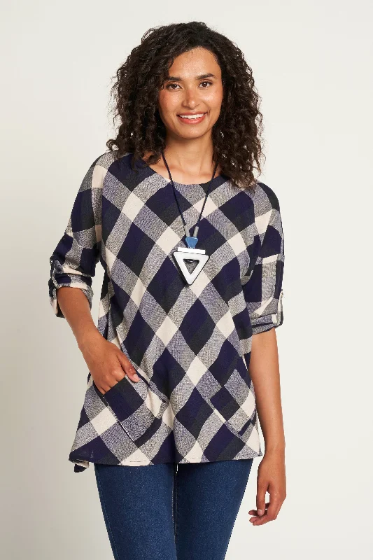 High-End Style Discounts Saloos Bias Top with Necklace