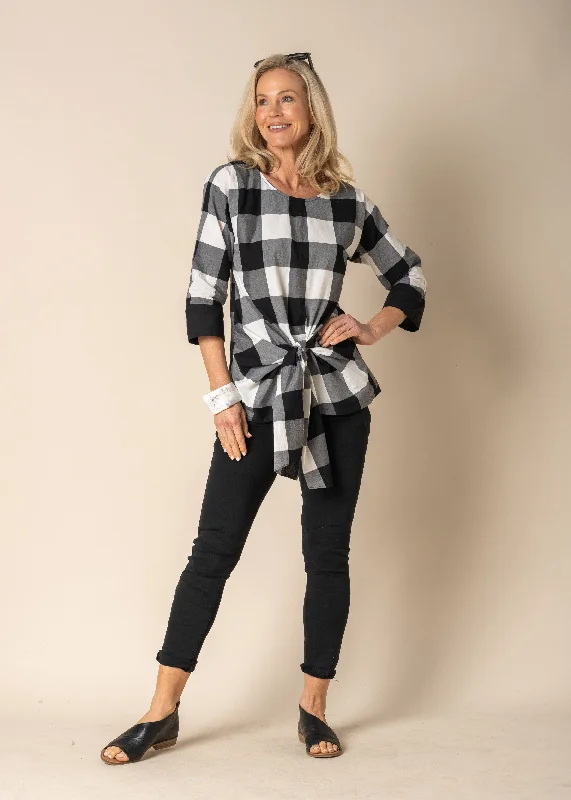 Contemporary Chic Promotions Lilia Cotton Top in Onyx Check