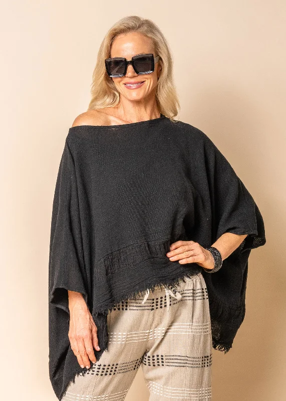 Fashionista Sale Teegan Linen Top in Onyx