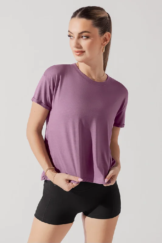 Women's Trendy Garments The Perfect Tee - Grape Shake