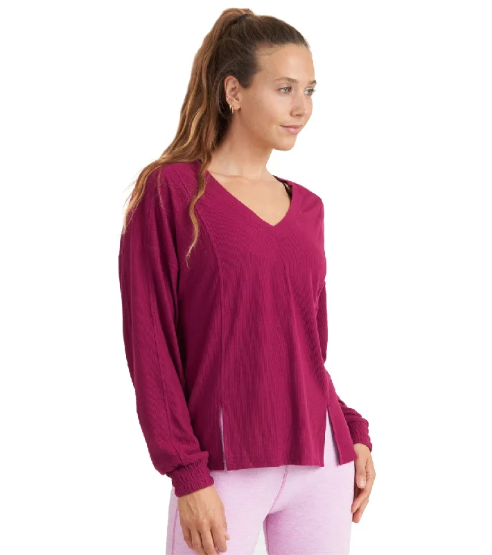 Women's Clothes Thrive Societe V-Neck Pullover Sangria